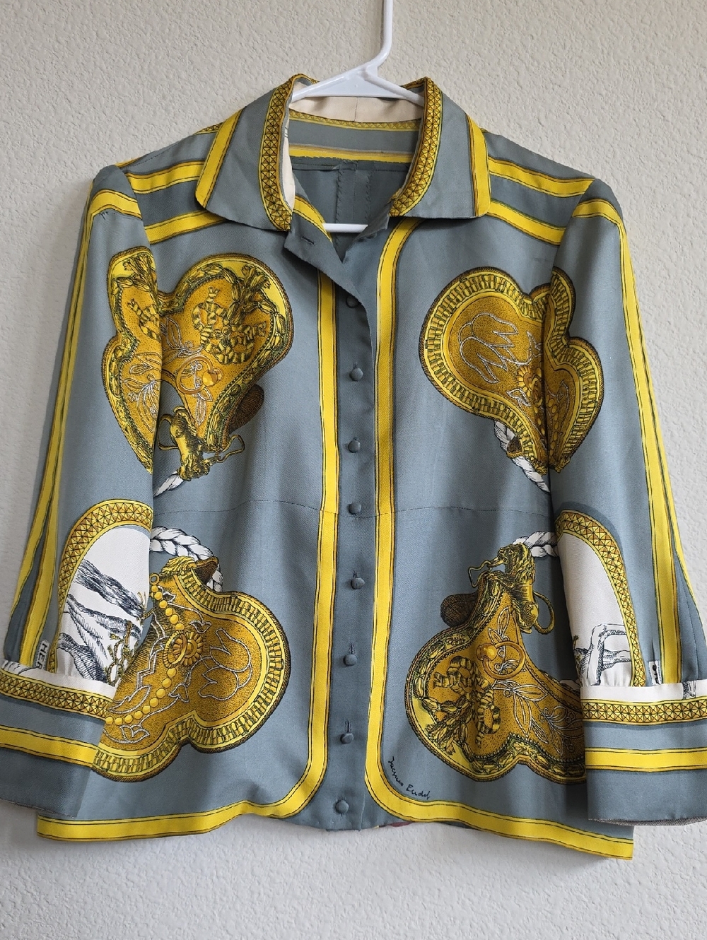 VTG Hermes 100% Silk Button-Up Blouse Equestrian Print Gray Yellow Authentic, 44